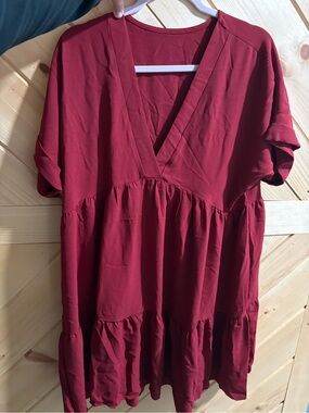 Women's Deep V Tiered Dress - Burgundy